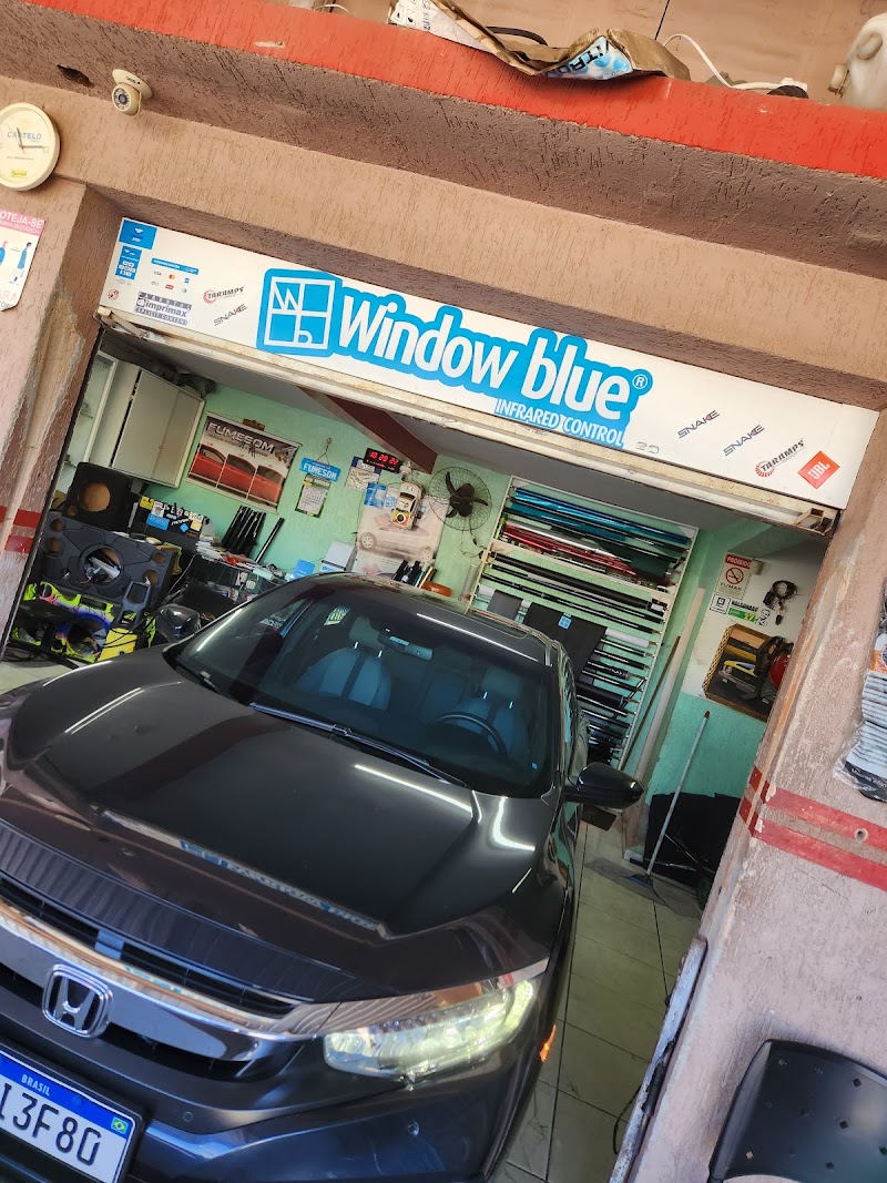 Fumesom - Som Películas e Acessórios