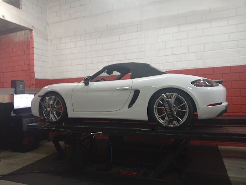 Michael Pneus e Mecânica