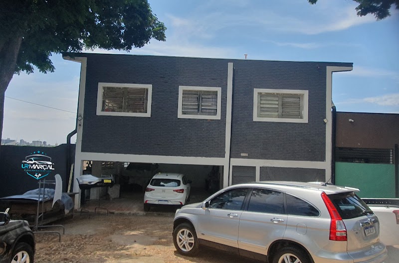 Funilaria e Pintura LRMarçal, Reparo automotivo, martelinho e polimento.