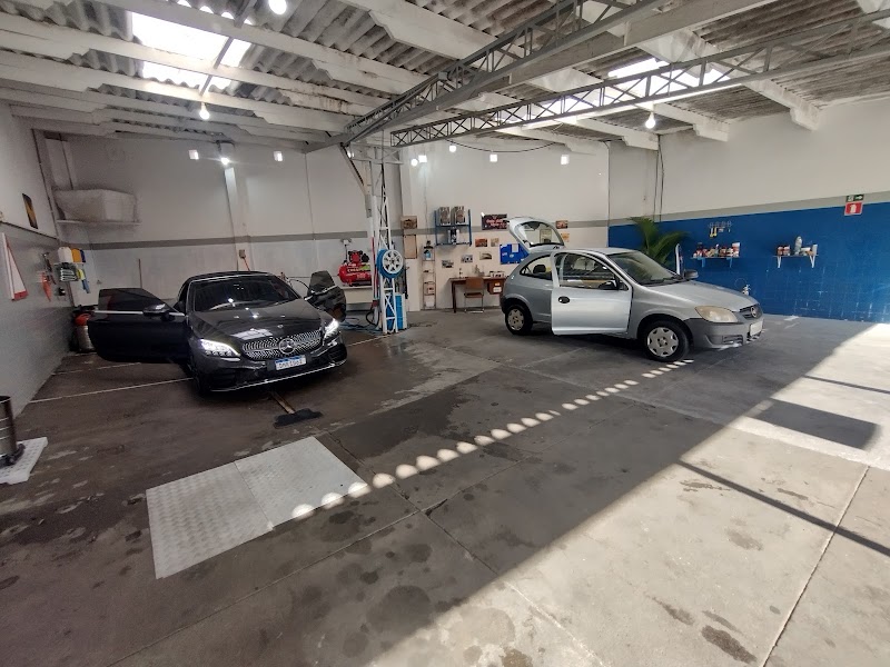 Centro de Estética Automotiva dos Vips