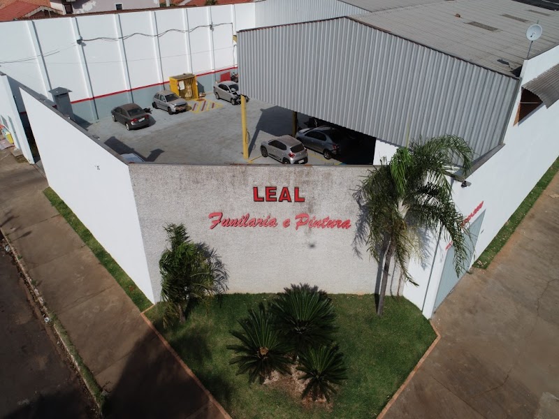 Leal Funilaria e Pintura