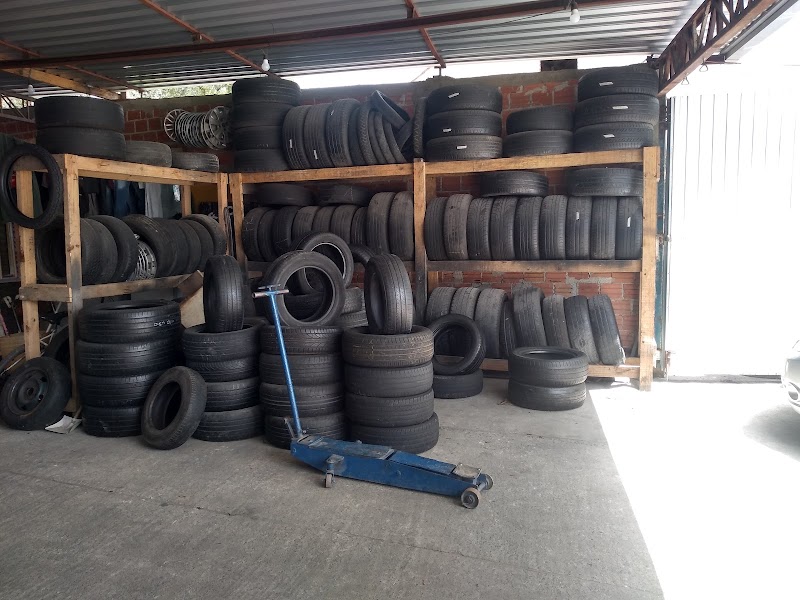 Borracharia Barboza Daniel