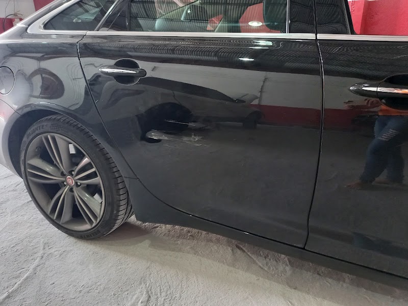 Portuga Lataria e Pintura