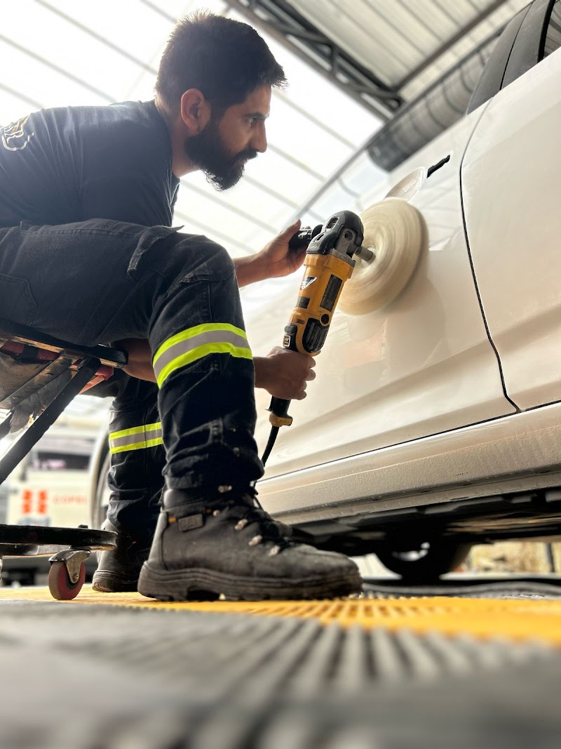 Real Car - Funilaria e Pintura