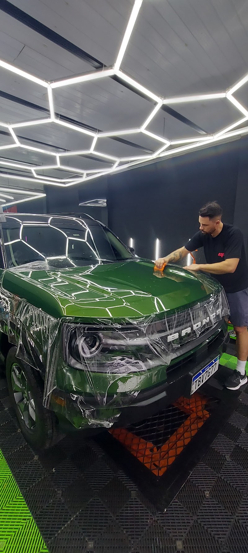 Car polish Curitiba estética automotiva aplicação de PPF e películas de alta performance