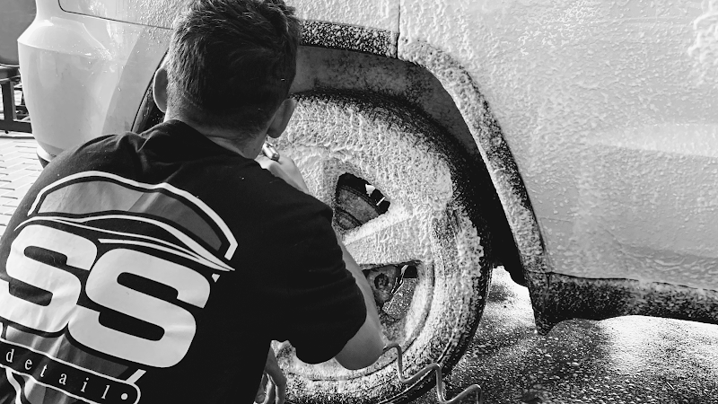 SS Detail - Polimento, Higienização, Vitrificação, Enceramento, Lavagem, Martelinho De Ouro.