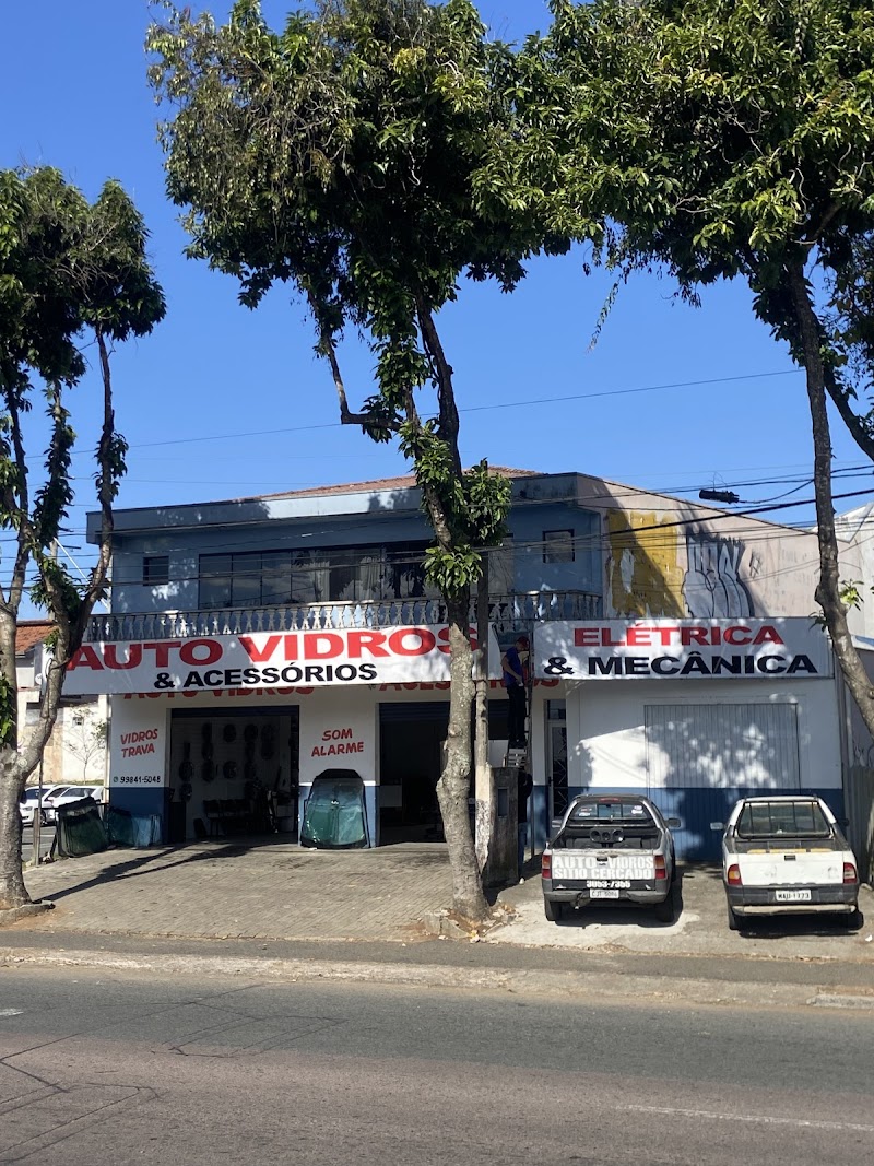 Auto Vidros Sítio Cercado Peças e Serviços em Curitiba