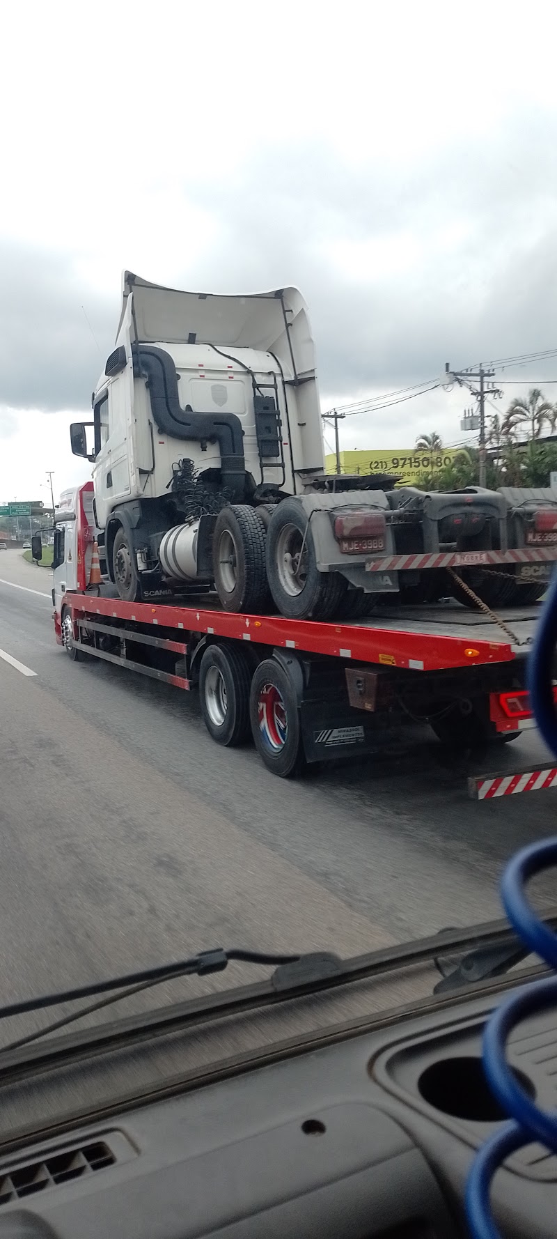 Auto socorro guincho reboque 24hr.
