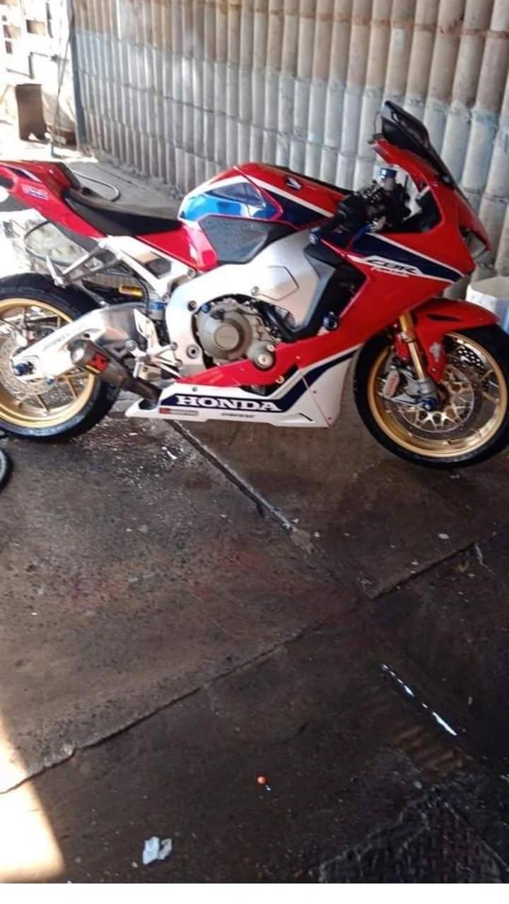 Estética automotiva ~Diferenciado~