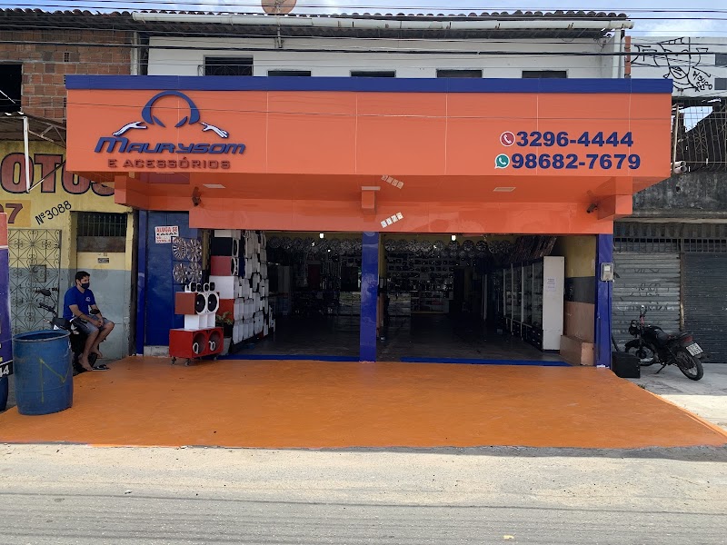 Maurysom e acessórios