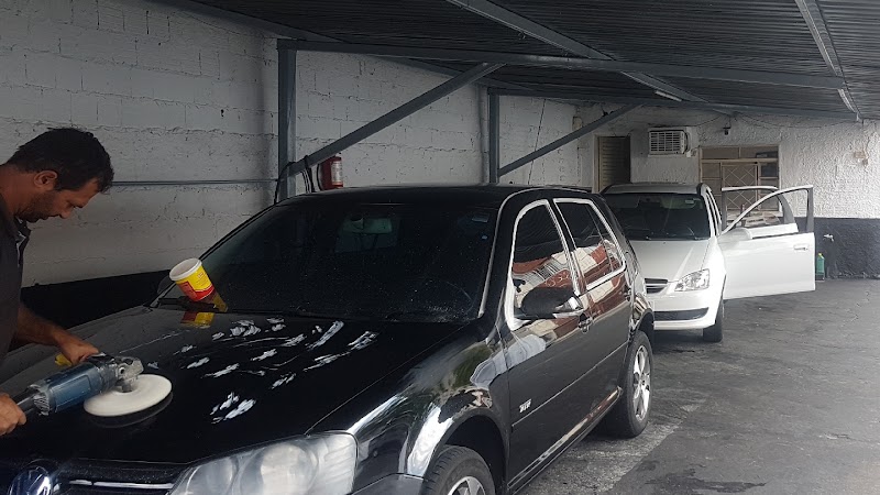 Auto Clube Conservação e Limpeza Automotiva
