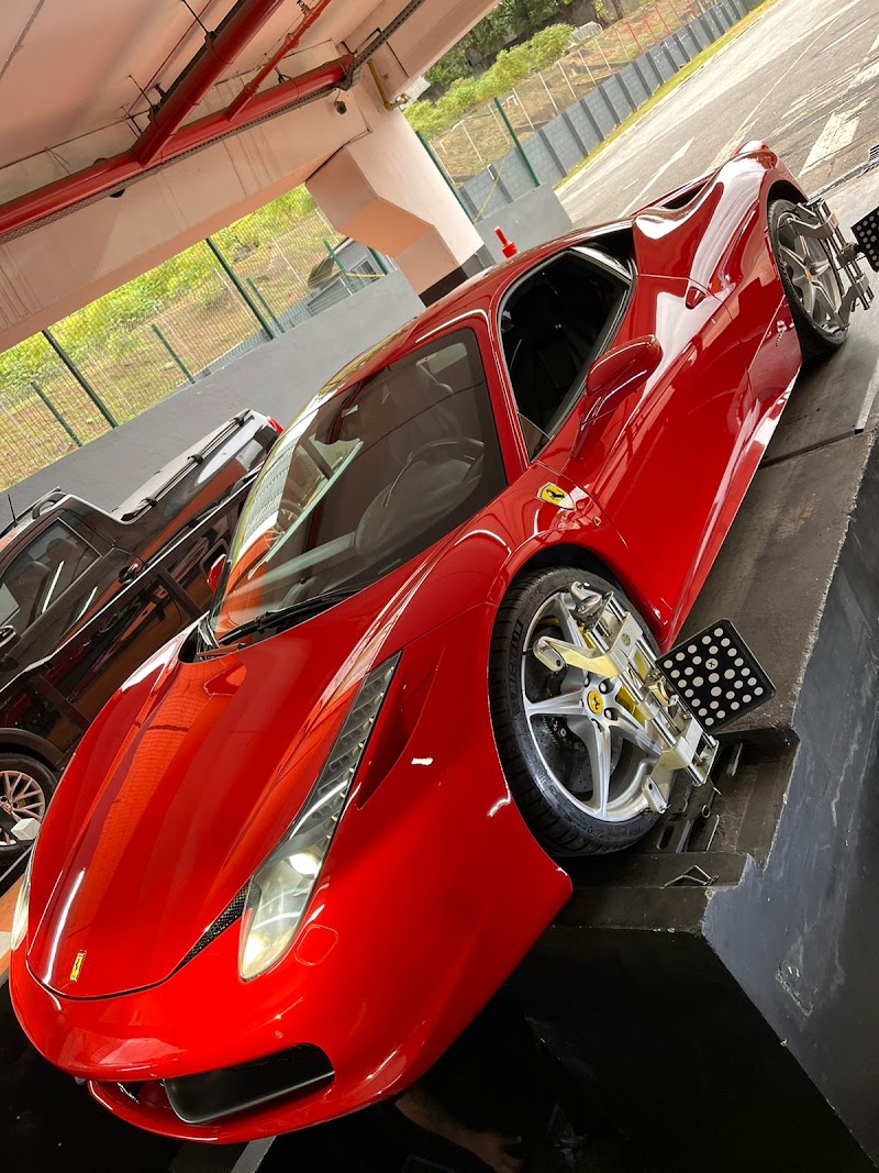 Stark Auto Center (Atacadão Tatuapé)