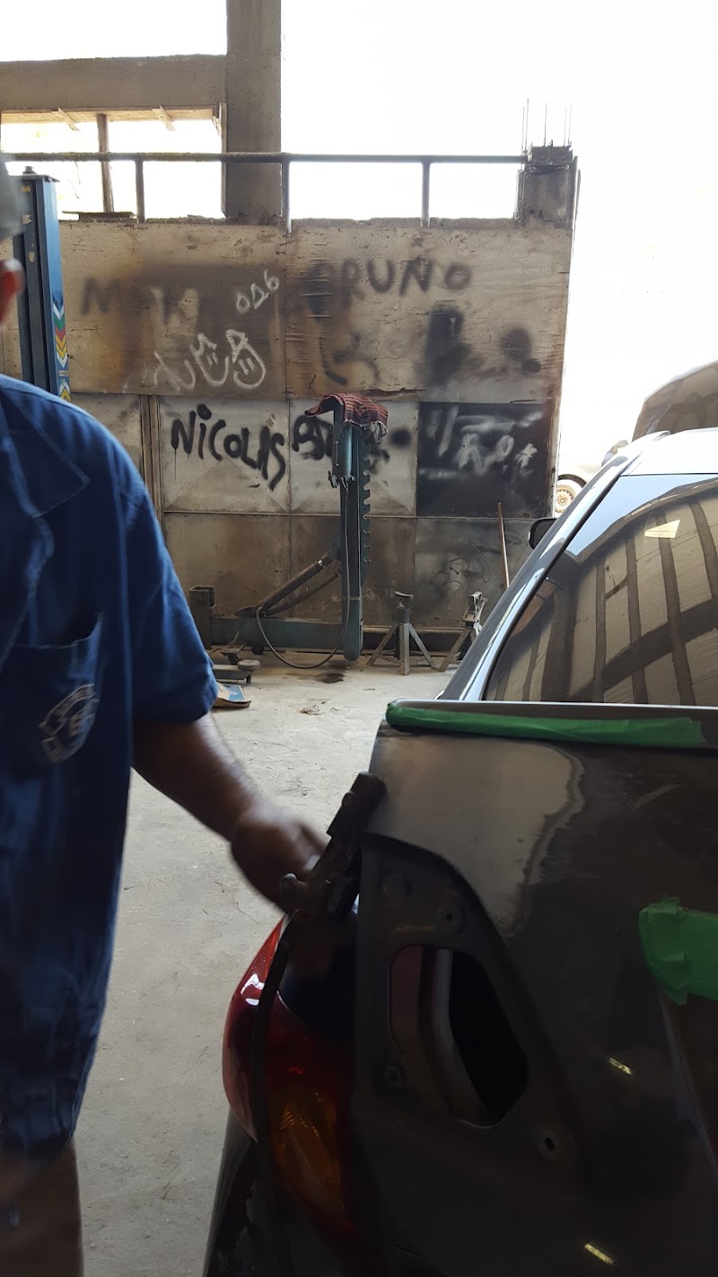 Oficina de Funilaria e Pintura Jibóia