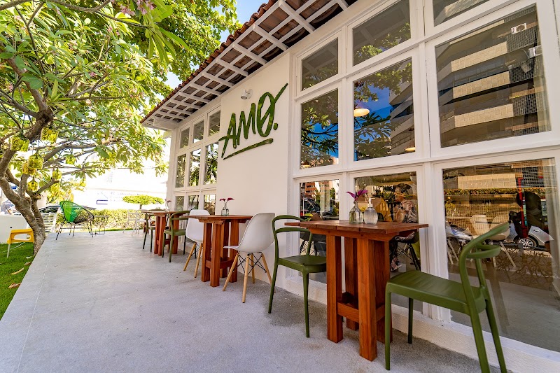 Amo | Crepes e Saladas