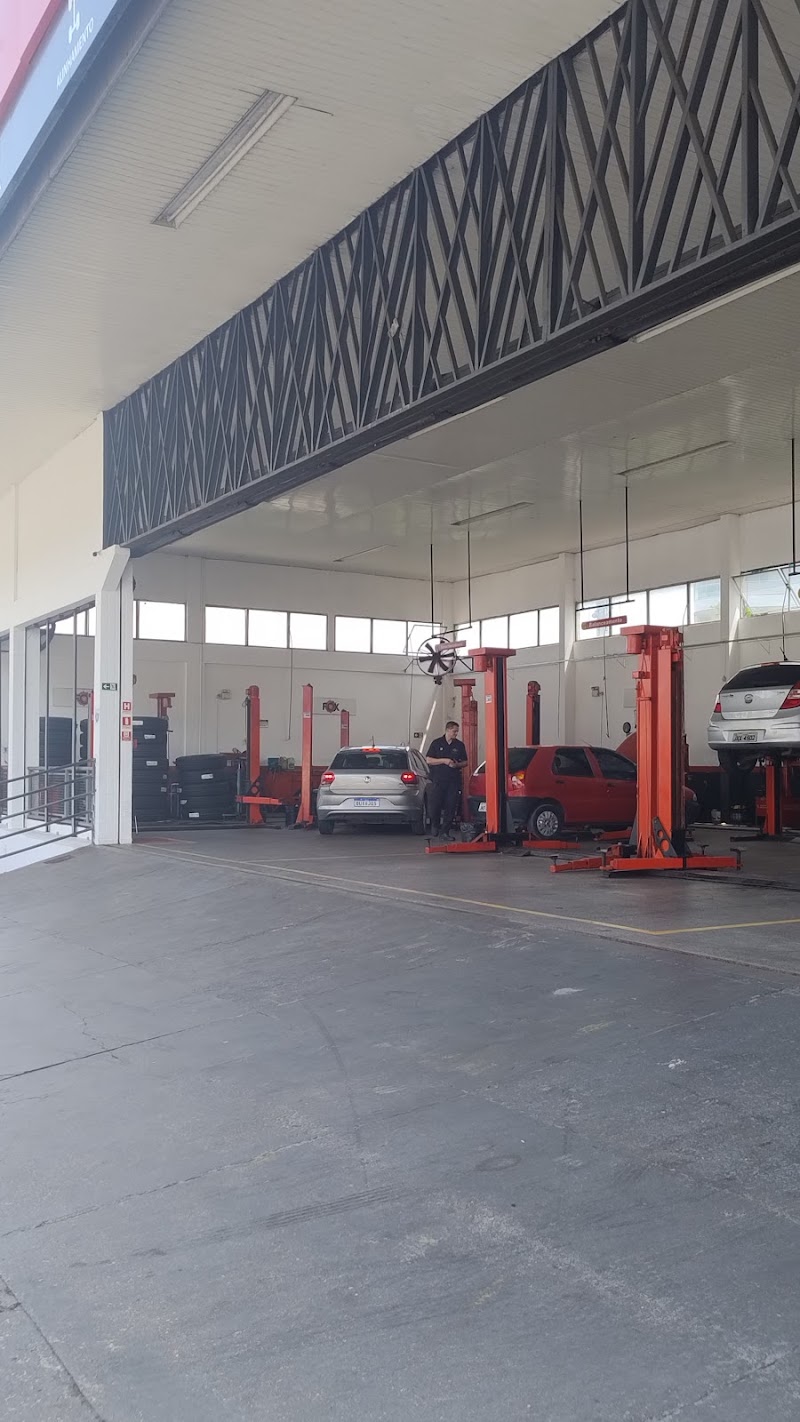 Fox Pneus - Centro Automotivo e Troca de Óleo
