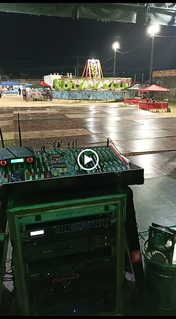 DéSom.BaraúnaShouw