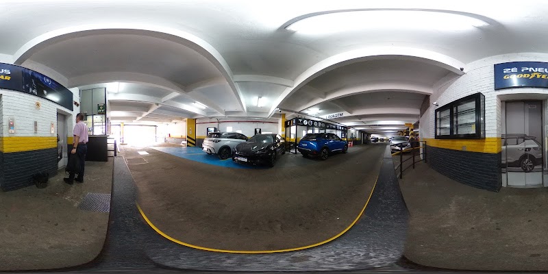 Estacionamento Garagem Gigante