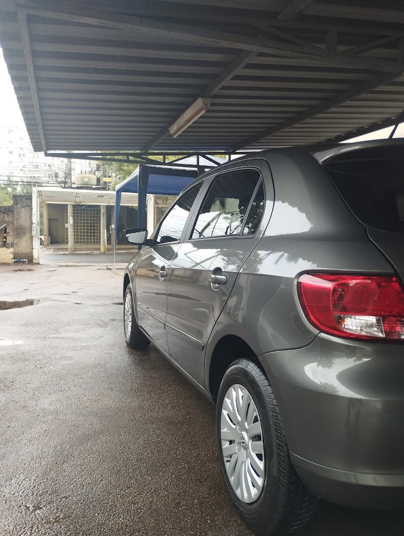 AR Lavagem & Estacionamento