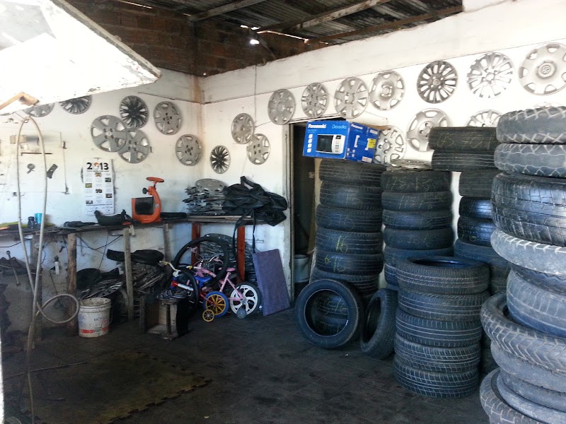 Ferreira Peças e Borracharia