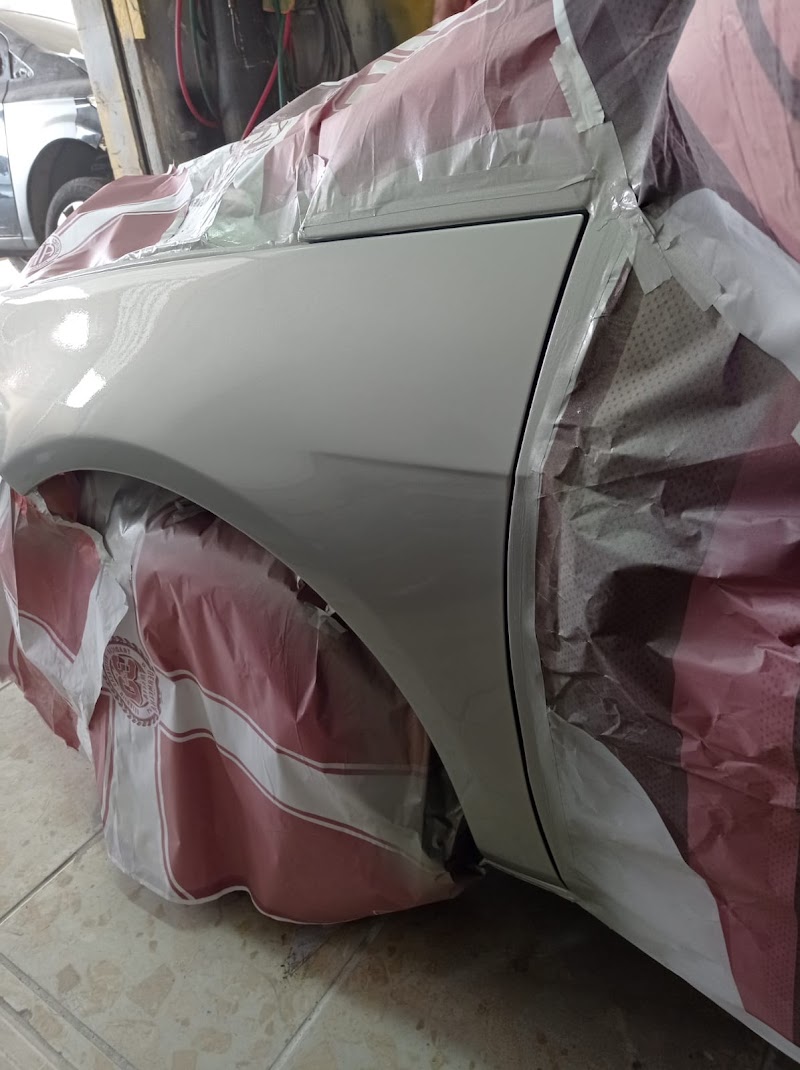 R10 Funilaria e Pintura Automotiva
