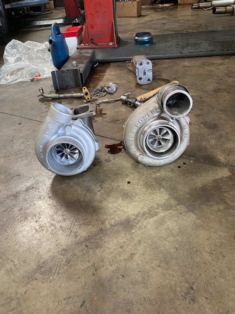 KAMIKAZE Motorsport - oficina mecânica automotiva premium