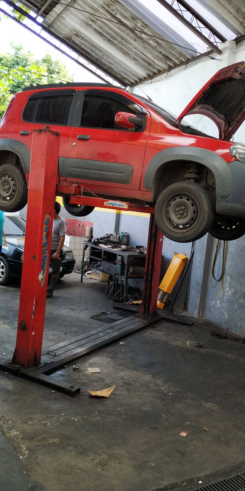 Auto Elétrica Moura e Marques