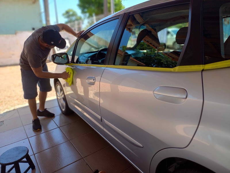 PARE - Lavagem e estética automotiva
