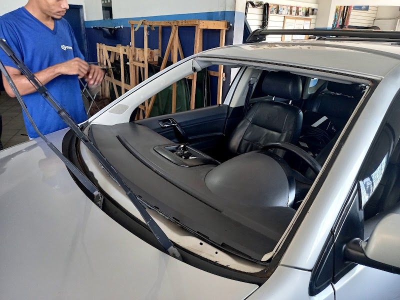 Quitungo Auto Vidros