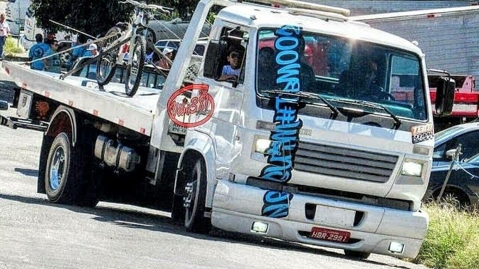 Oliveira reboque 24hrs