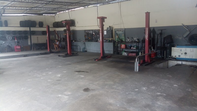 Kinho's Car Auto Center