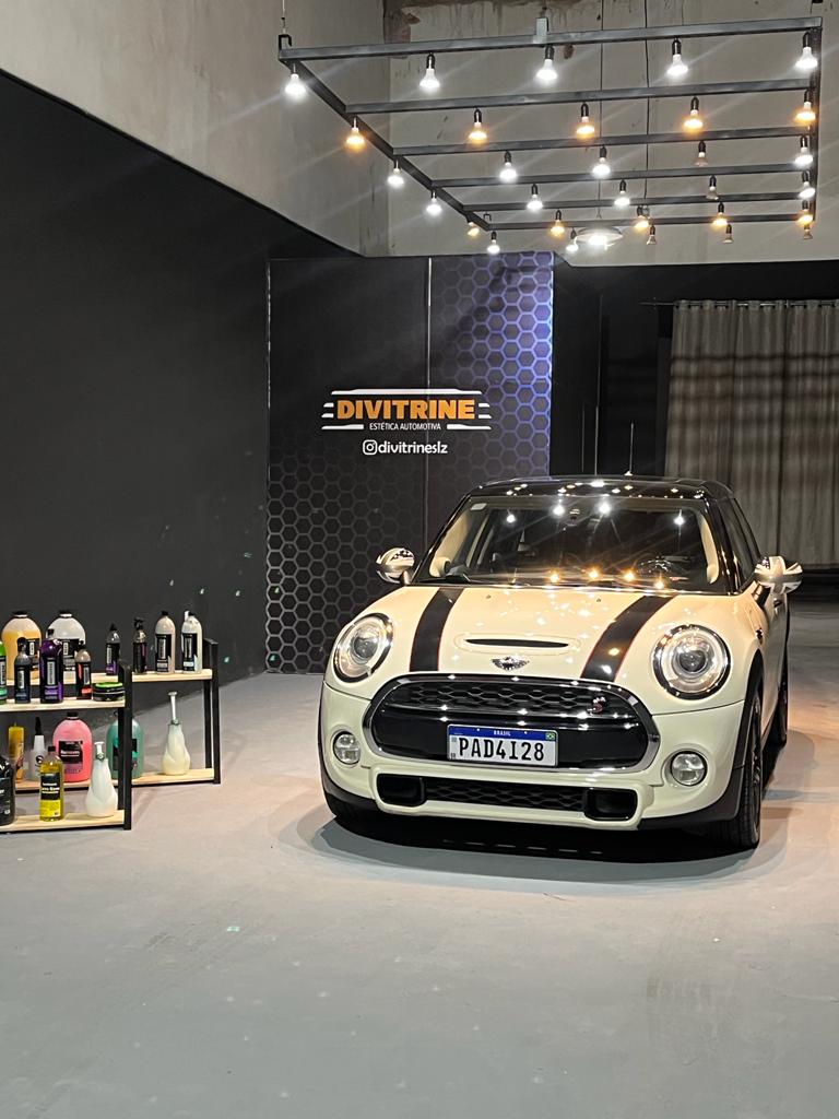 DI VITRINE ESTÉTICA AUTOMOTIVA