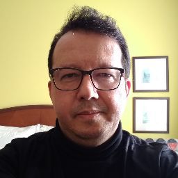 Auto elétrico Paulo