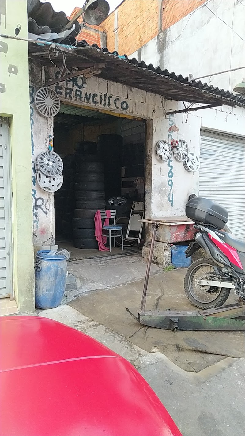 BORRACHARIA SÃO FRANCISCO - SERVIÇOS EM PNEUS