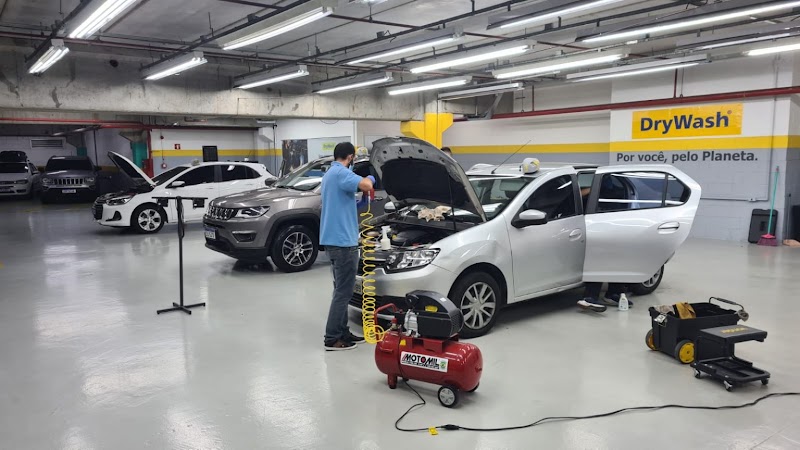 DryWash Shopping Metrô Tucuruvi | Lava Rápido | Polimento | Vitrificação | Película Solar | Película Antivandalismo