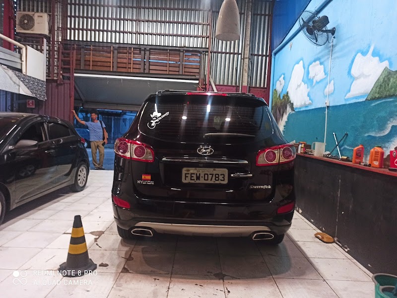 B. L. Car Centro Automotivo 24H. Agora atende aonde você estiver. Trabalhamos com socorros e a domicílio..