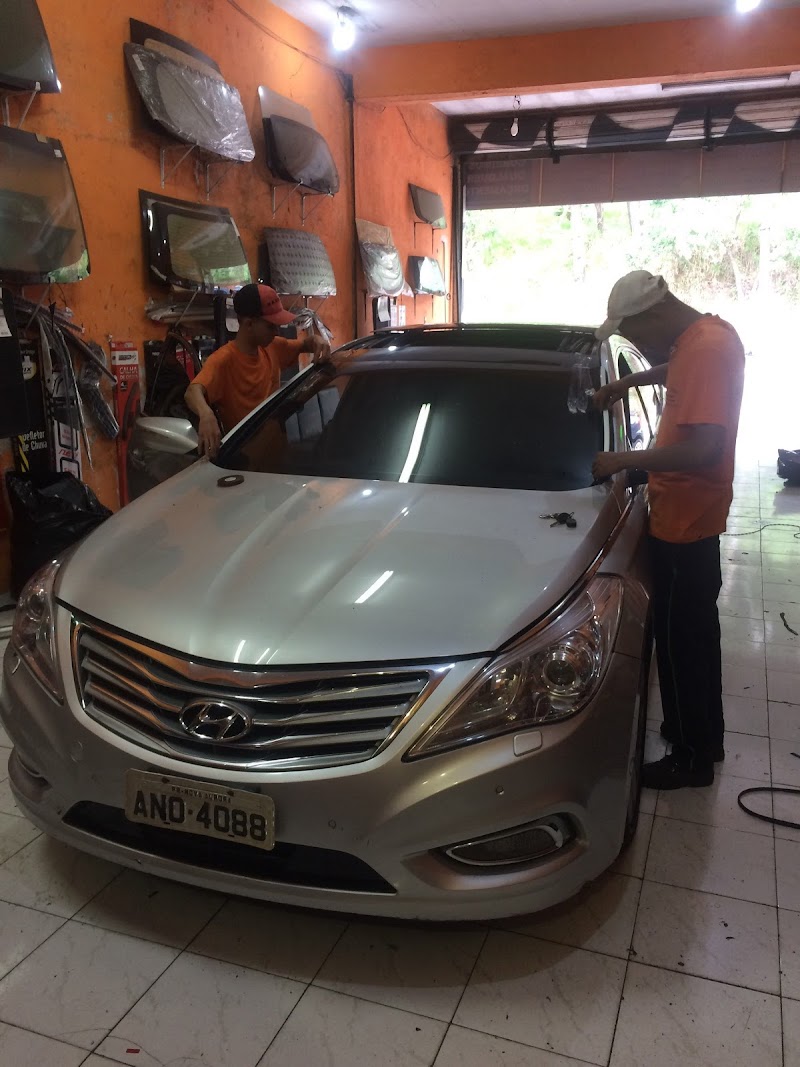 Auto Vidro e Chaveiro Tiradentes