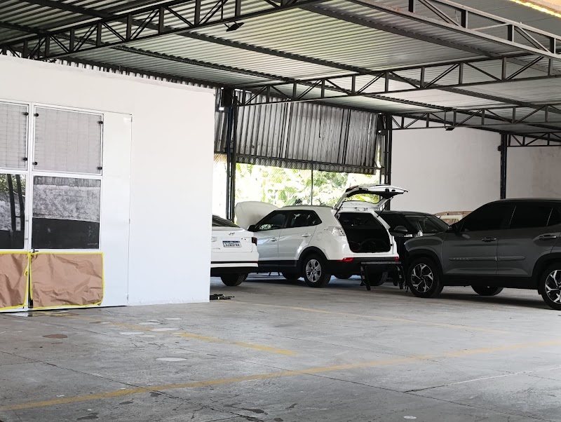 Reiscar Serviços de Funilaria e Pintura