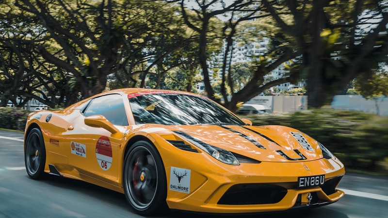 1.604 cv e 0 a 100 em 1,96 segundo: a BYD subiu a colina de Goodwood para assustar a Ferrari