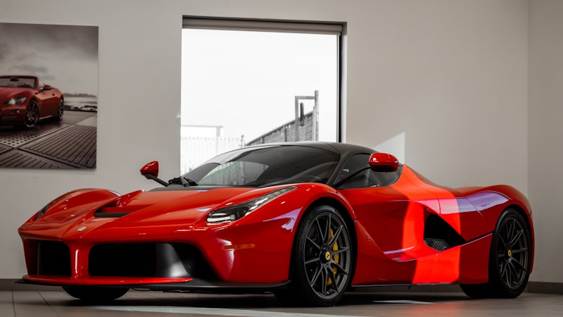 Quatro crianças transformaram uma Ferrari 488 GTB em escorregador — e a conta da brincadeira acabou na Justiça
