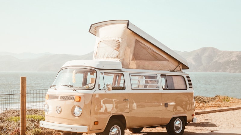 A Kombi diesel vendeu 13 mil unidades em cinco anos — e virou o fracasso mais instrutivo da história da VW no Brasil