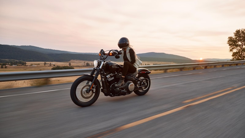 Moto elétrica de R$ 15.992 mira no bolso de quem vive de aplicativo — e ameaça o reinado da Honda