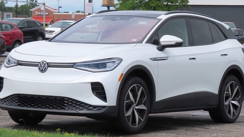 O ID.4 custa o mesmo que um Tiguan, e é assim que a Volkswagen decidiu brigar com os chineses
